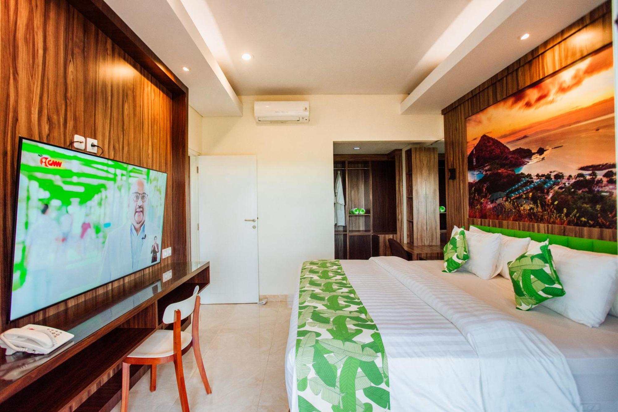 Sylvia Hotel & Resort Komodo Labuan Bajo Exterior photo